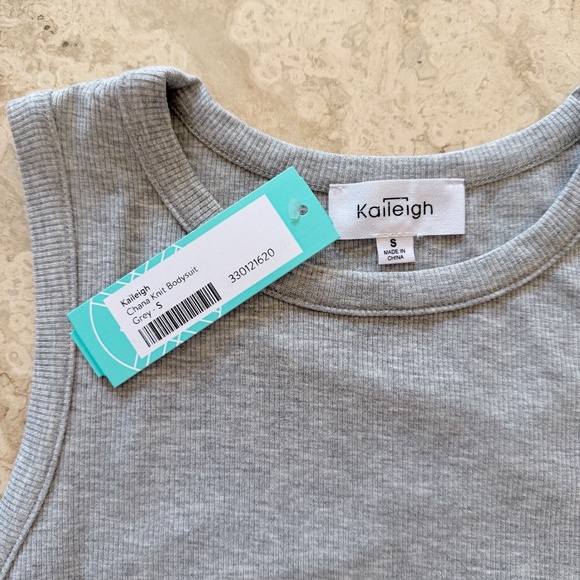 KAILEIGH X STITCH FIX | Chana Knit Bodysuit in Grey, Size Small - Picture 4 of 6
